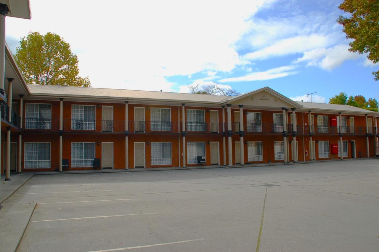 Meramie Motor Inn Albury Exteriör bild